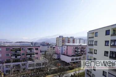 PREISREDUKTION! HELLE, GERÄUMIGE DREIZIMMERWOHNUNG, SÜDBALKON,