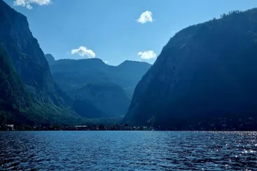 Obertraun/Hallstättersee: Gasthaus mit Ferienwohnungen in hevorragender Lage!