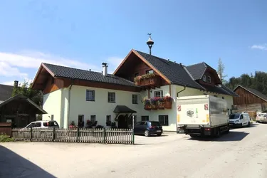 2 Wohnungen mit Hauptwohnsitz und 3 Fremdenzimmer in Bad Mitterndorf!