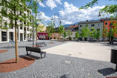 EINZIGARTIG! CHARMANTE ALTBAUWOHNUNG MIT BESONDEREM WOHNFEELING AM RATHAUSPLATZ VON SPITTAL AN DER DRAU!