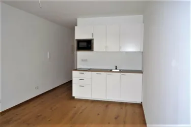 Expose Singlehit - Zwei Zimmer Wohnung im Zentrum
