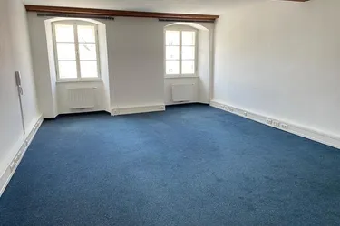 Vielseitig nutzbare Bürofläche in bester Lage am Stadtplatz