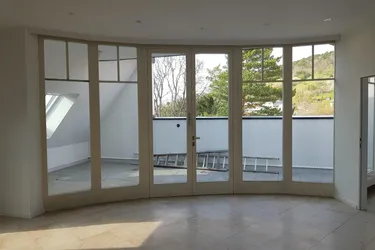 Expose GROSSZÜGIG WOHNEN ZU ZWEIT MIT DACHTERRASSE IN HERRLICHER AUSSICHTSLAGE