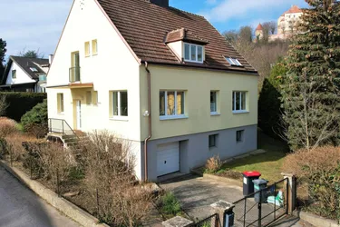 Expose Einfamilienhaus in Neulengbach, Zentralgelegen mit Burgblick