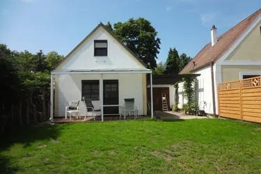 Expose Kleines Haus mit Garten im Terrassenwohnpark zu Mieten! Teilweise Seeblick, ruhe Lage!
