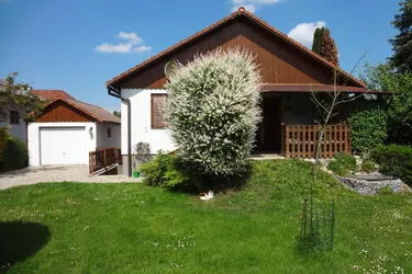 SMARTER BUNGALOW IN GUTER LAGE!
