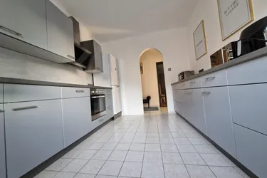 A N L E G E R A U F G E P A S S T!! MODERNE MIETWOHNUNG ZUM SPITZENPREIS!