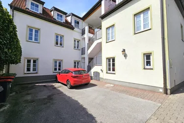 Ordination in zentraler Lage von Neunkirchen zu vermieten – vielseitig nutzbar