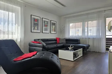 Traumhafte 4-Zimmer Wohnung in Breitenau – Ihr neues Zuhause mit Loggia und Kaminanschluss!