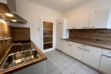 Modernes Wohnen in Eisenstadt - Komplett sanierte 2-Zimmer Wohnung in zentraler Lage für 698€!