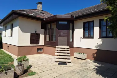 7024 Hirm - Charmantes 120m² Einfamilienhaus in ruhiger Ortsrandlage sogar mit Schneebergblick!