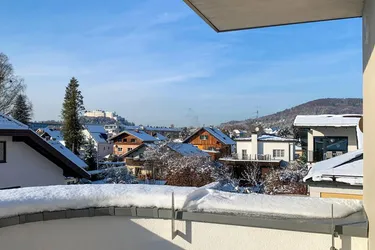 Expose Exklusives Penthouse im südlichen Stadtteil Josefiau
