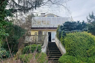 Liegenschaft mit Potential und schönem Blick in Ober St. Veit/Hietzing !