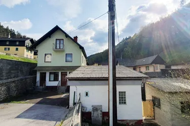 Expose 4 Zimmer Einfamilienhaus mit Kleingarten in fantastischer Umgebung