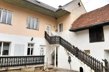 Expose Haus mit viel Potenzial und zwei Wohneinheiten