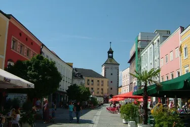 Sanierte neuwertige Mietwohnung
