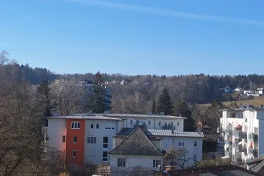 PREISHIT Sonnige Zentrallage mit Balkon