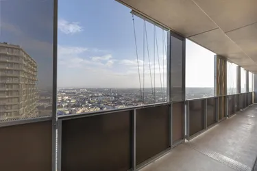 4-Zimmer-Wohnung im 31. Stock des Q-TOWERs – exklusiver Wohnkomfort 