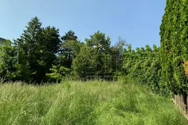 Südseitiger Villenbaugrund mit Baugenehmigung!
