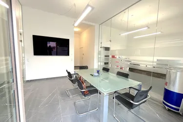 Altmannsdorfer Straße | Befristet vermietetes Büro mit 5% Mietrendite