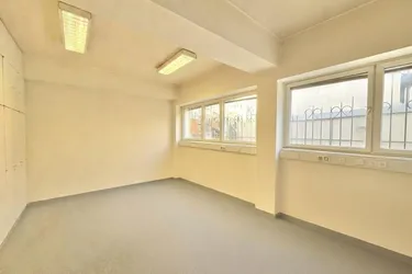 Inzersdorfer Straße | Büro mit zwei großzügigen Arbeitszimmern zu mieten