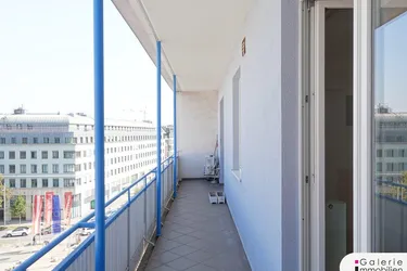 VIDEO: Schöne 2-Zimmer-Loggiawohnung mit Klima, Fernblick und Nähe Schloss Belvedere!