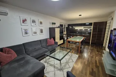 großzügige 4-Zimmer-Wohnung mit zwei Balkonen