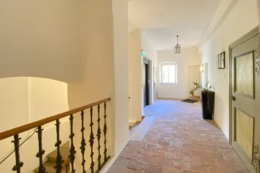 Gediegenes Altbau-Büro mit Flair - im Herzen Salzburgs