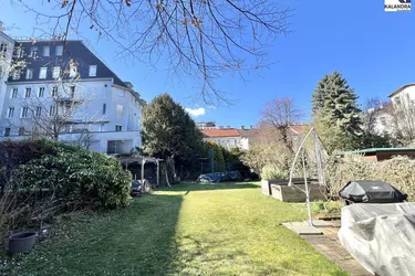 360 TOUR // TERRASSEN ALTBAUWOHNUNG MIT GARTEN