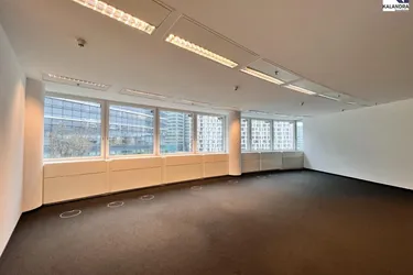 360 TOUR // NEUBAU - BÜROFLÄCHEN im ANDOMEDA TOWER