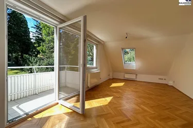 Sonnige DACHGESCHOßWOHNUNG mit SÜDTERRASSE