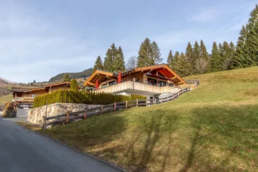 Expose Modernes Alpenchalet in ausblicksreicher Ruhelage ( 03471 )