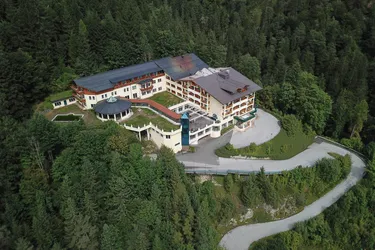 Prachtvolle Hotelanlage in absoluter Toplage ( 05866 )