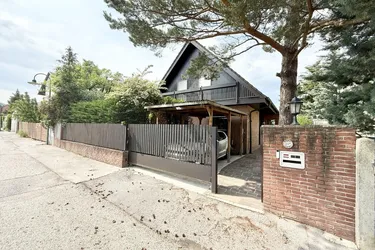 GEPFLEGTES FAMILIENHAUS MIT CA. 425m² GARTEN, POOL &amp; SAUNA – RUHIGE LAGE IN PERCHTOLDSDORF ZU KAUFEN!