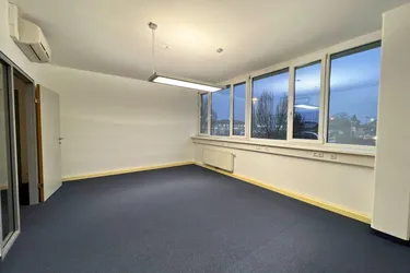 AIRPORT | 168 m² Büro mit Erweiterungsmöglichkeit | MAXGLAN-WEST