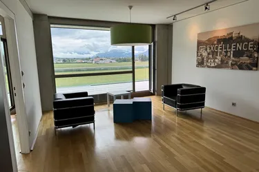 BÜRO MIETE SALZBURG STADT - MAXGLAN - Innsbrucker Bundesstraße: 176 m² Bürofläche - mit 60 m² Süd-Terrasse