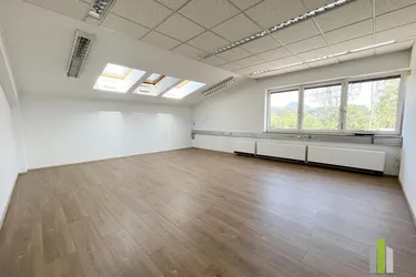 Attraktives Büro mit Lagermöglichkeiten in Salzburg nähe Bergheim