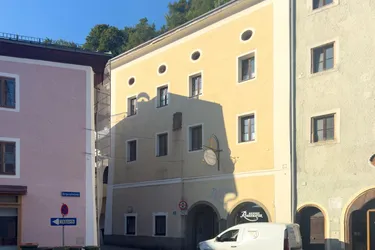 BETRIEBSBEREITE BACKSTUBE SAMT VERKAUFSRAUM FÜR BÄCKER UND KONDITOREN