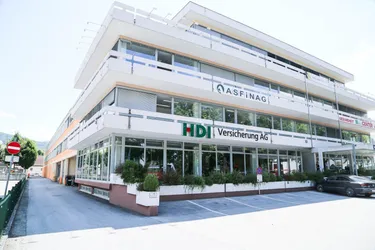 GESCHÄFTS- / BÜROFLÄCHEN IN FREQUENZLAGE
