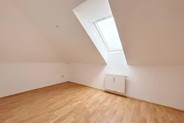 SOMMERAKTION 2 MONATE MIETFREI - 2 ZIMMER WOHNUNG DIREKT IM ORT