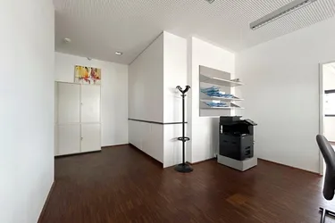 KLEIN ABER FEIN - TOLLE GEWERBEFLÄCHE (BÜRO, PRAXIS) IN TOP LAGE ZU VERGEBEN