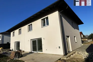 Belagsfertige, moderne Doppelhaushälfte in Gollarn bei Sieghartskirchen