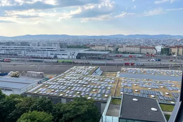 Loggia-Wohnung im 9. Liftstock beim Matzleinsdorfer Platz!