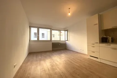 Garconniere mitten im 9. Bezirk nahe Alserbachpalais!