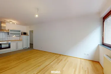 Zentral begehbare 2-Zimmer-Wohnung im begehrten 8. Bezirk nahe U6 und Bennoplatz!