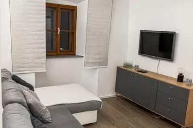 "Charmante Altbauwohnung im neuen Glanz!"
