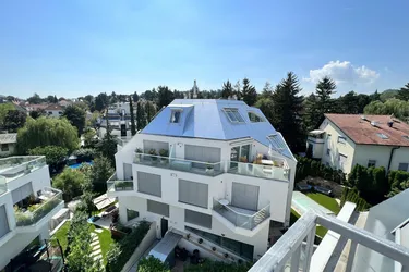 Lichtdurchflutete Penthouse Architektur - barrierefreie 5-Zimmer Maisonette-Wohnung in exklusiver Lage mit teiloffener Galerieebene, zahlreichen Terrassen, 2 Bädern und PKW-Garagenplatz