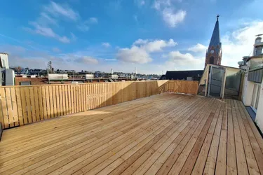 360° TOUR / Multifunktionales, modernes, lichtdurchflutetes Dachgeschoss-Atelier / Büro / gemischte Wohnnutzung / mit großer Terrasse