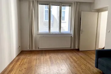 Rudolfsplatz: hübsches Lager im 2. Stock eines gepflegten Hauses, 3 Räume, zentral begehbar, Küchenzeile, Bad+WC, freundlich+ruhig, U1 + U4 Schwedenplatz!