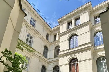Loft-Büro in alter Dampfmaschinenfabrik
